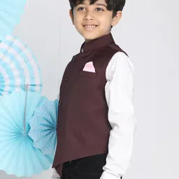 VASTRAMAY Boys Maroon Solid Satin Nehru Jacket image 3
