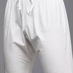 Manyavar Men Green Pure Cotton Ethnic Motifs Woven Design  Kurta with Pyjamas image 3