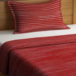 KLOTTHE Set Of 2 Red & White Striped Single Bed Covers With 2 Pillow Covers image 2