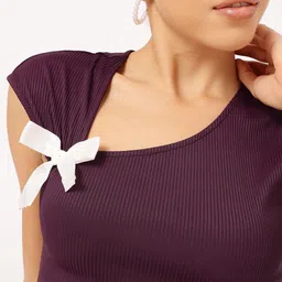 DressBerry Bow & Beyond Crop Top image 3