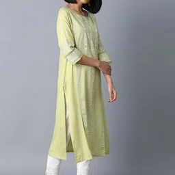 W Women Green & White Floral Embroidered Thread Work Kurta image 2