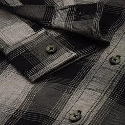 The Indian Garage Co Men Black & White Buffalo Checks Checked Cotton Casual Shirt image 3