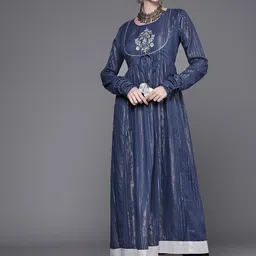 Varanga Women Blue & Silver Embroidered Indigo Kurta image 3