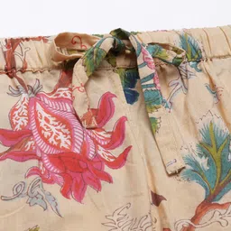 SANSKRUTIHOMES Women Peach-Coloured & Blue Pure Cotton Floral Printed Shorts Set image 4