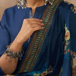 Indo Era Floral Embroidered Mandarin Collar Kurta With Trousers & Dupatta image 2