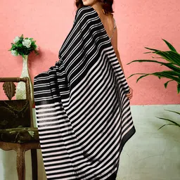 Sangria Striped Printed Ready To Wear Saree With Unstitched Blouse image 5