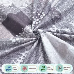 FABINALIV Off White & Black Printed 300 TC Super King Bedsheet Set 2.7 m x 2.7 m image 5