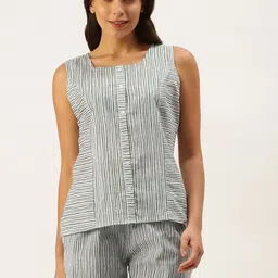 SANSKRUTIHOMES Women Grey & White Pure Cotton Striped Shorts Set image 3