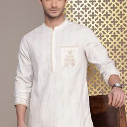 House of Pataudi Men Jashn Floral Embroidered Striped Thread Work Kurta With Trousers image 4