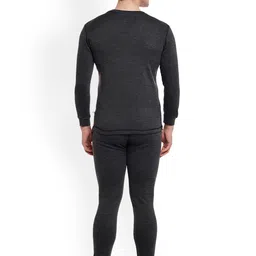 mack jonney VIMAL JONNEY Men Charcoal Solid Thermal Set image 4