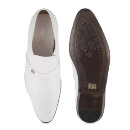 Metro Men White Solid Leather Formal Slip-Ons image 4