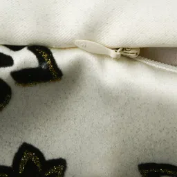 HOUZZCODE Set of 5 White & Black Floral Square Cushion Covers image 2