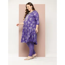 Sztori Plus Size Floral Printed Yoke Design Kurta with Trousers image 4
