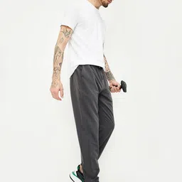 max Men Mid Rise Joggers image 4