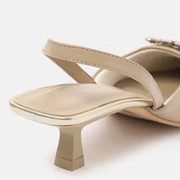 Lino Perros Embellished Kitten Pumps image 4