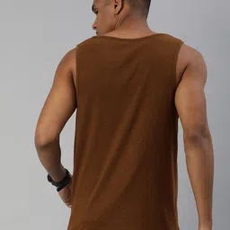 Huetrap Men Brown T-shirt image 2