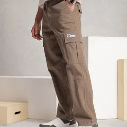 WROGN Men Pure Cotton Oversized Cargos Trousers image 2