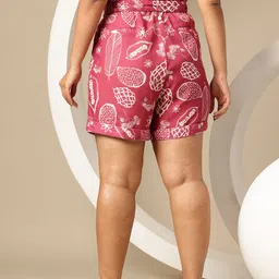 Sztori Women Plus Size Belted Conversational Printed Shorts image 5