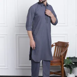 SOJANYA Men Grey Embroidered Kurta with Salwar image 2
