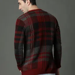 Roadster Men Maroon & Black Checked Sweater image 5