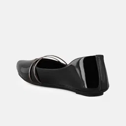 DressBerry Women Printed Ballerinas Flats image 2