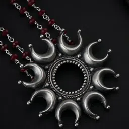 House of Aadyaa 92.5 Silver Garnets Chandrakor Motif Set image 5