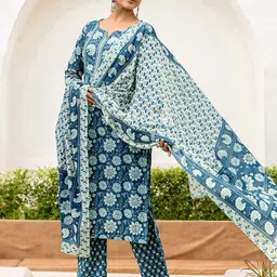 SKYLEE Women Floral Printed Kurta with Trousers & Dupatta image 5