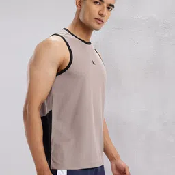 HRX by Hrithik Roshan Rapid-Dry Colourblocked Running T-shirt image 4