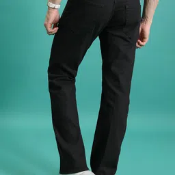 HIGHLANDER Men Bootcut Mid-Rise Clean Look Stretchable Jeans image 2