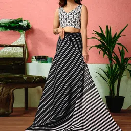 Sangria Striped Printed Ready To Wear Saree With Unstitched Blouse image 2