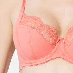 Van Heusen Solid Lace Wired Antibacterial Non Padded Bra image 3