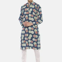 PAROKSH Men Blue & Off White Geometric Printed Handloom Kurta image 4