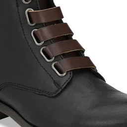 Delize Men Black Solid High-Top Flat Boots image 3