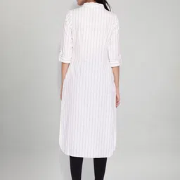 W Straight Cotton Kurta image 5