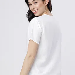 Basics By Tokyo Talkies  White Printed Lounge Top image 2