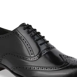 House of Pataudi Men Textured Formal Derbys image 5