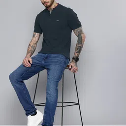 Levis Mandarin Collar Pure Cotton Slim Fit T-shirt image 2
