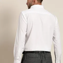 Hancock Men Slim Fit Wrinkle Resistant Solid Formal Shirt image 3