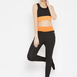 Clovia Snug Fit Active Ankle-Length Tights image 2