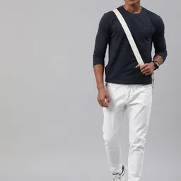 Huetrap Men Solid Regular Fit Sweatshirt image 3