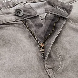 Pepe Jeans Men Skinny Fit Mildly Distressed Heavy Fade Stretchable Jeans image 5