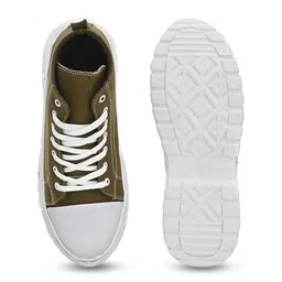 Kook N Keech Men Olive Green And White Comfort Insole Mid-Top Sneakers image 3