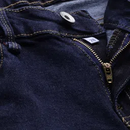 Roadster Women Blue Skinny Fit Mid-Rise Clean Look Stretchable Cropped Jeans image 3