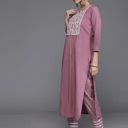 KSUT Women Mauve Kurta with Trousers image 4