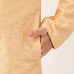 Manyavar Men Beige & Golden Zari Embroidered Kurta with Churidar image 3