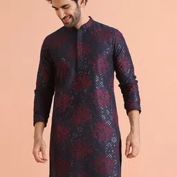 KISAH Men Floral Embroidered Thread Work Kurta image 3