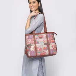 ZOUK Geometric Structured Pouch Buckle Detail Sling Bag-image-37