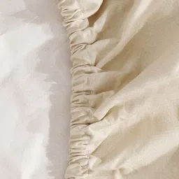 KLOTTHE Cream & Grey Floral Printed 300 TC Fitted Single Bedsheet with Pillow Cover image 5