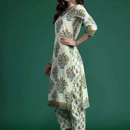 Indo Era Floral Printed Regular Pure Cotton Kurta with Trousers & Dupatta image 2