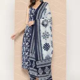Nayo Women Floral Printed Gotta Patti Pure Cotton Kurta with Trousers & With Dupatta image 3